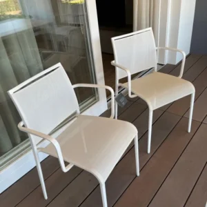 Sedia con braccioli Desalto Sand light